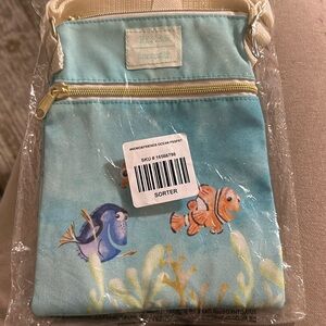 Nemo Loungefly Cross body